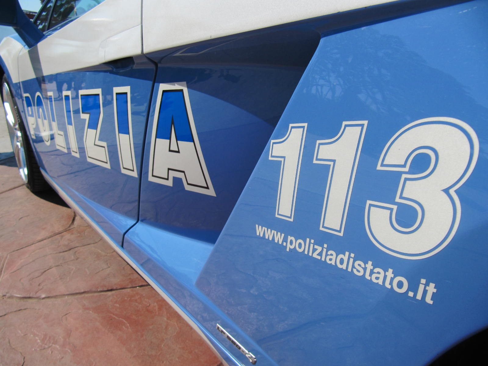 Polizia di Stato arresta giovane per maltrattamenti