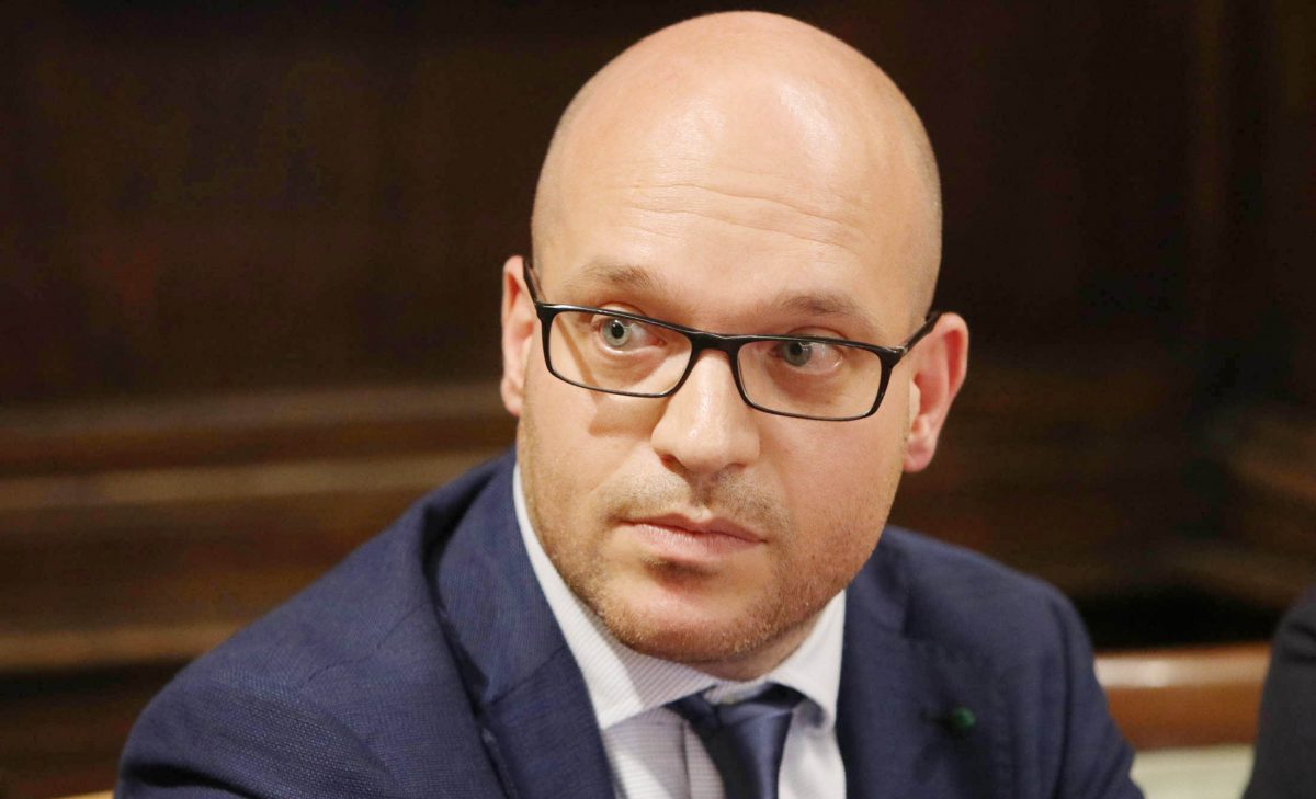 Vicesindaco Lorenzo Fontana: Politiche della casa, Relazioni internazionali, Fondi UE. Veronesi nel mondo, Politiche demografiche, Smart city e Innovazione tecnologica. Rapporti Unesco