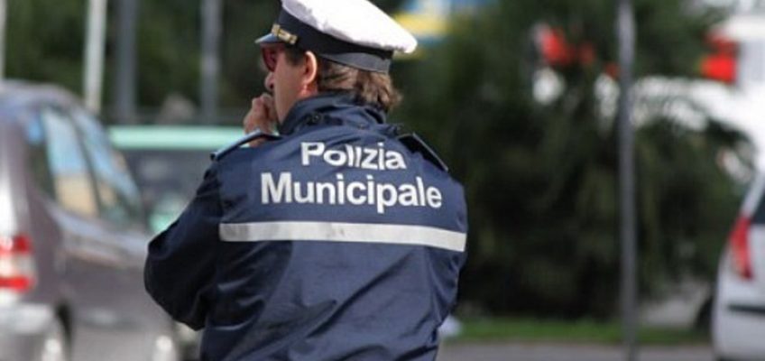 polizia municipale pedone investito