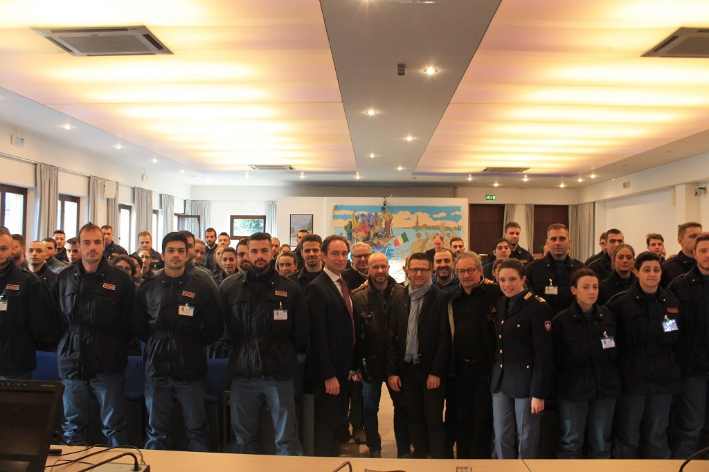 defibrillatore polizia agsm