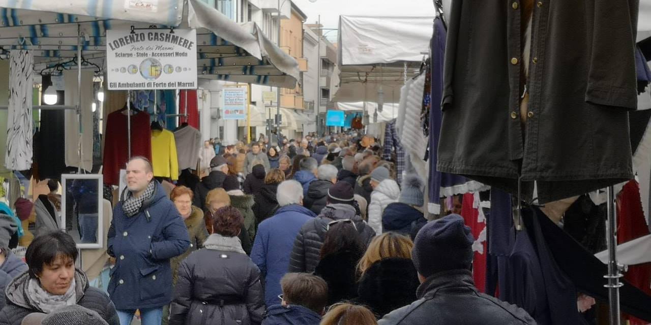 Mercatino forte dei marmi a san giovanni lupatoto