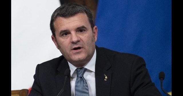 Turismo codice identificativo Gian Marco Centinaio