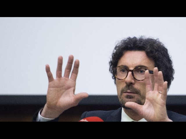 sfiducia Toninelli Pd