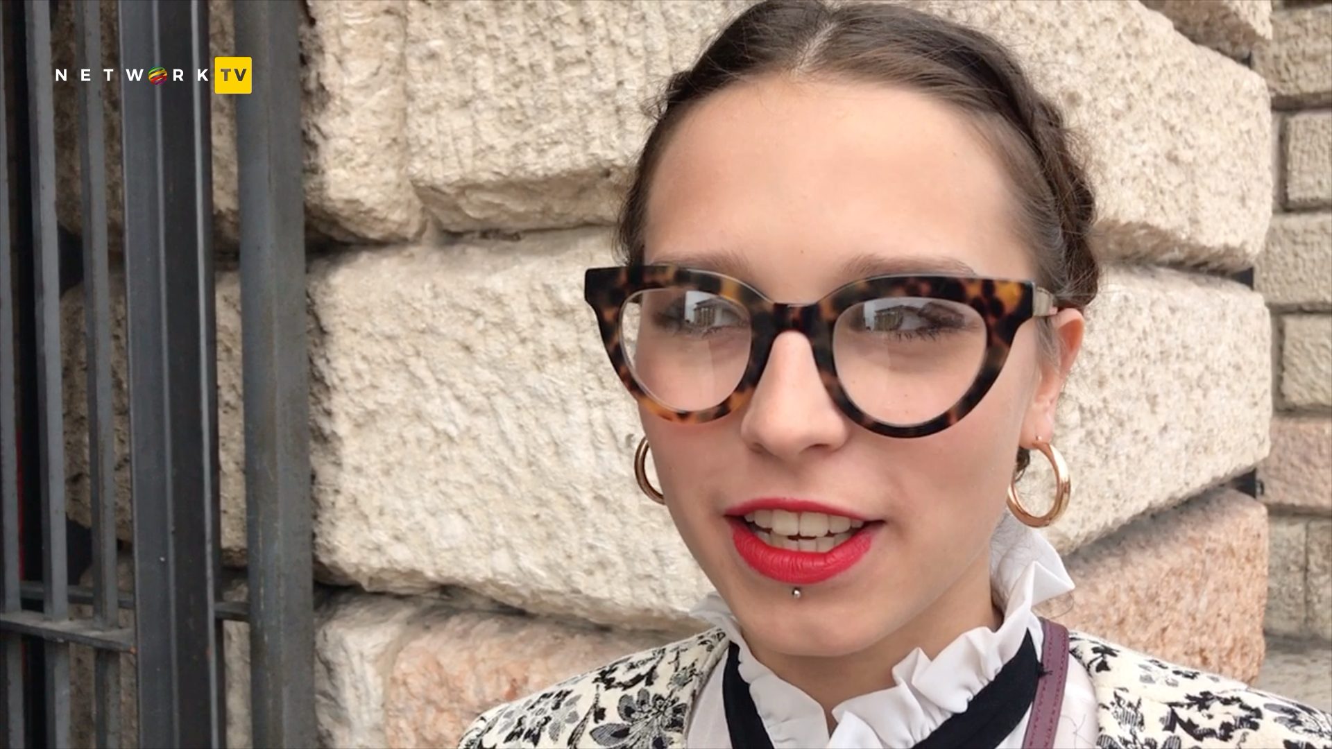 25 aprile Gaia Fontana consulta studenti