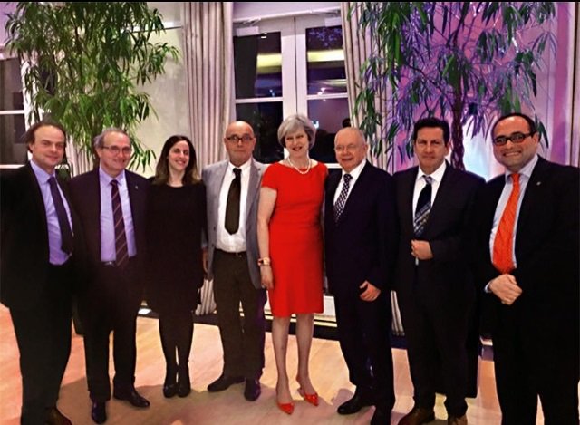 Tratos premio Regina cavi