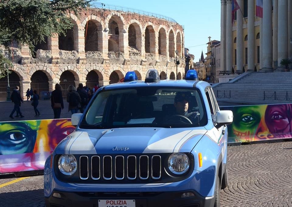 questura controlli rafforzati per pasqua polizia