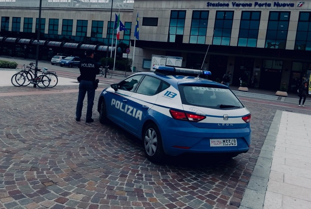 ladri di biciclette Arresti Volanti Stazione Tentato furto aggravato