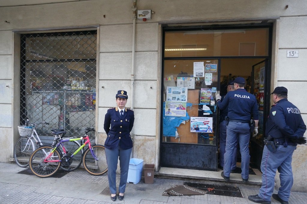 Golosine African Store Polizia