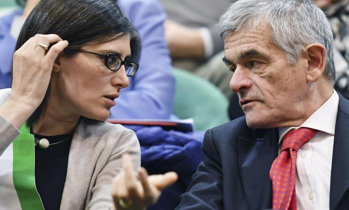 Salone del libro Chiara Appendino Sergio Chiamparino Altaforte