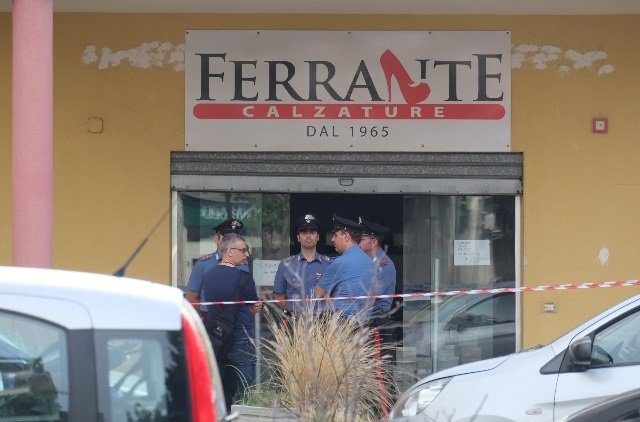 Uccide la moglie Carini Palermo