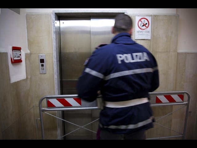 bloccata in ascensore padova