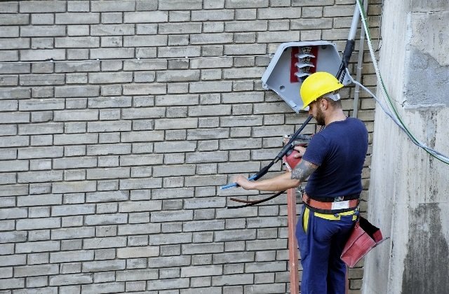 cala fiducia consumatori