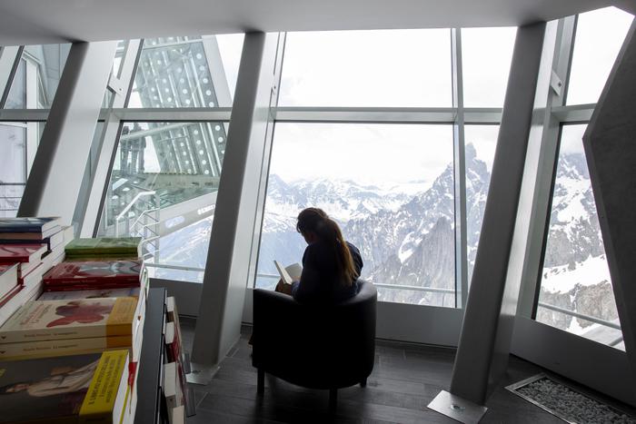 Feltrinelli sul Monte Bianco libreria più alta d'Europa