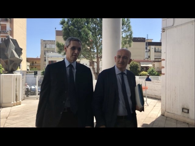 Il processo all'ex premier è iniziato oggi