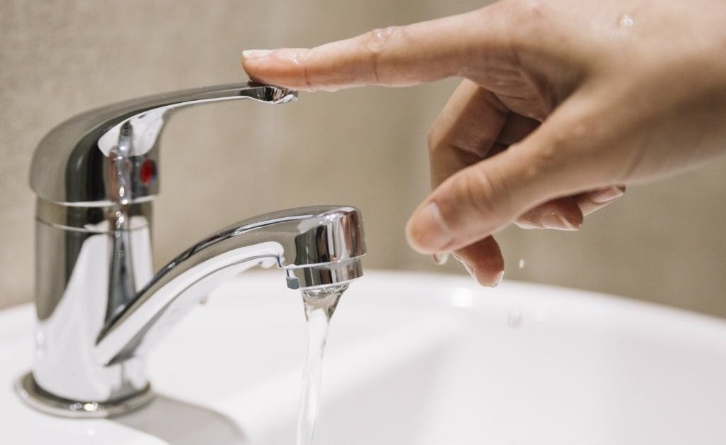 Acqua potabile rubinetto