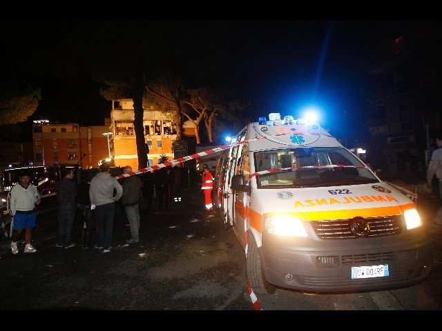 bimbo annegato piscina