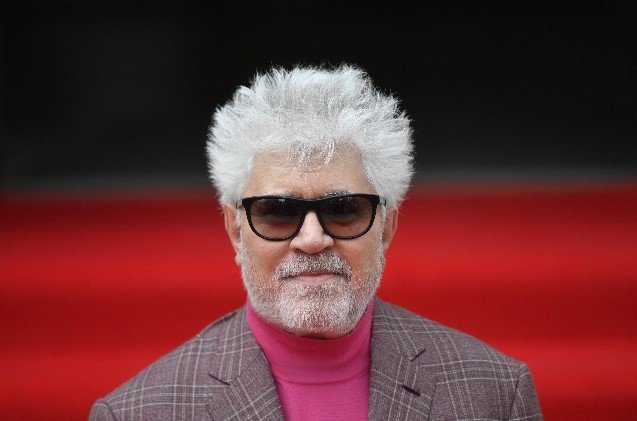 leone alla carriera almodovar