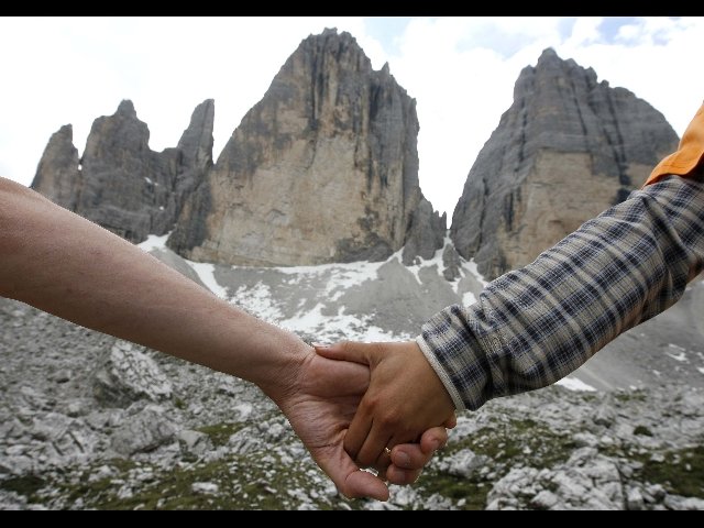 alpinisti spagnoli tre cime
