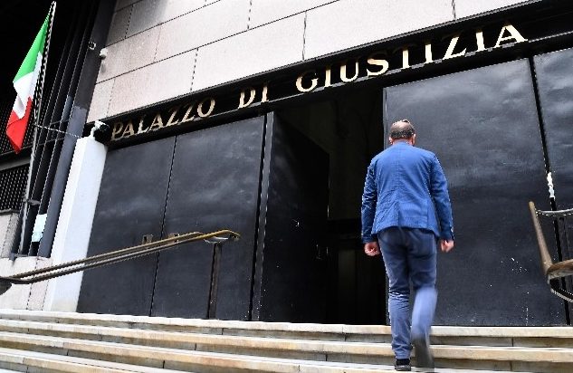 tso poliziotto assolto