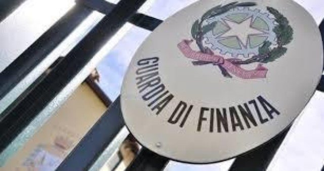 Guardia di finanza frode e bancarotta