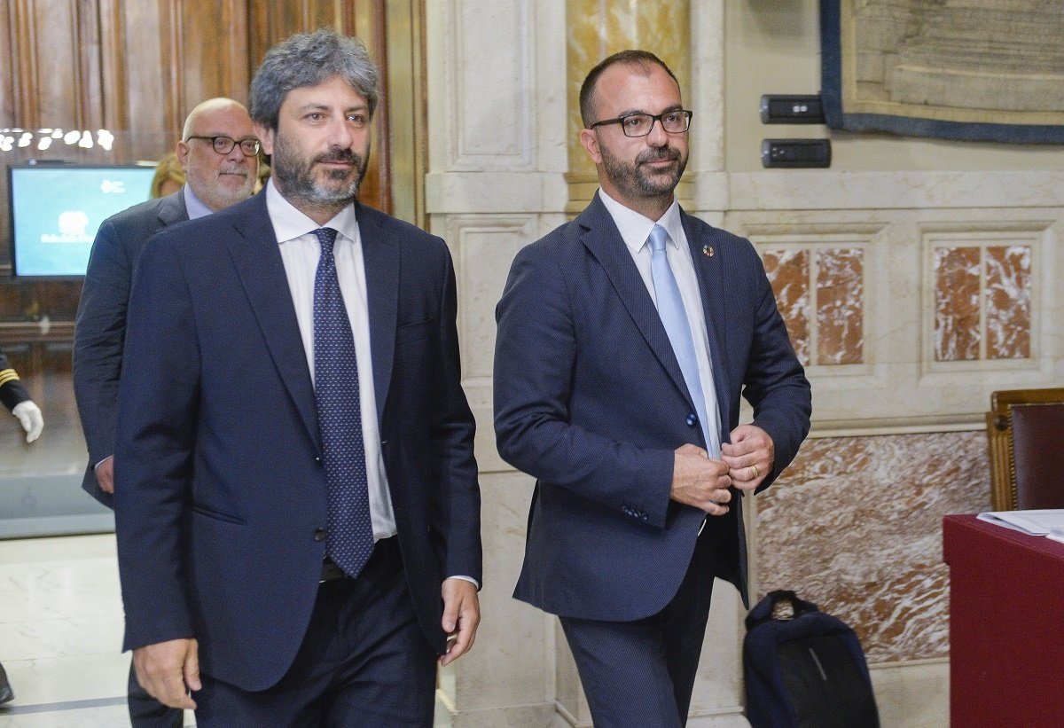 Roberto Fico Lorenzo fioramonti ricerca istruzione scuola