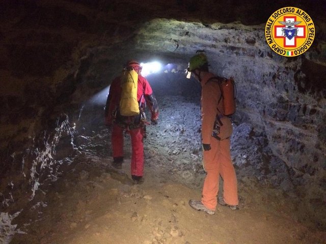 escursionista valli del pasubio morto