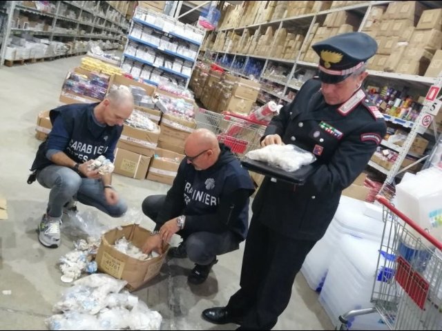 sequestro corallo venezia