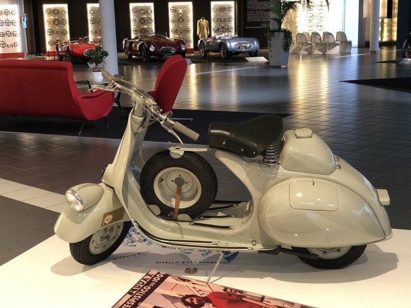 mostra vespa club museo nicolis