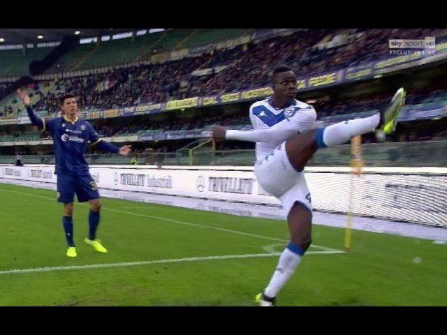 calcio Mario Balotelli razzismo bentegodi reazioni