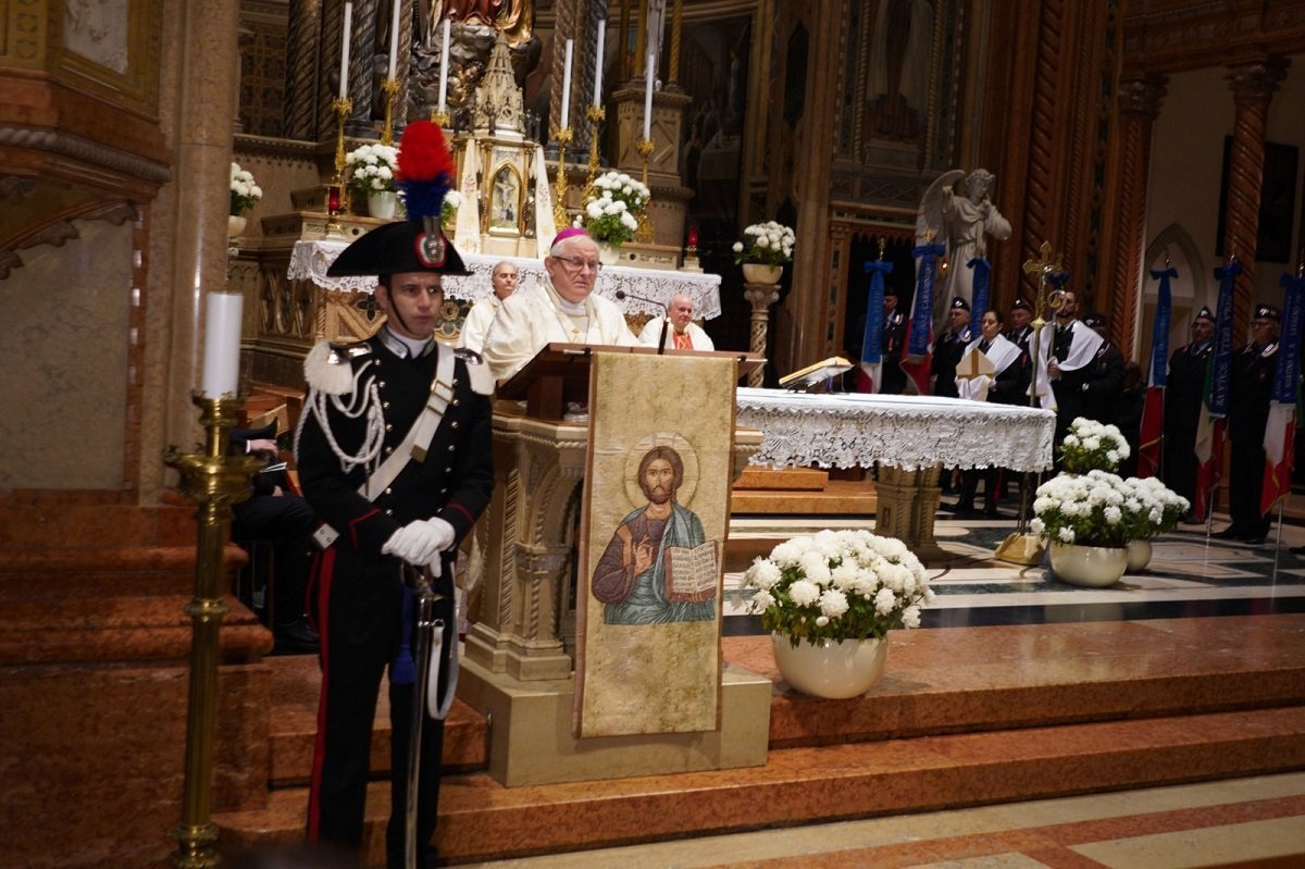 carabinieri virgo fidelis