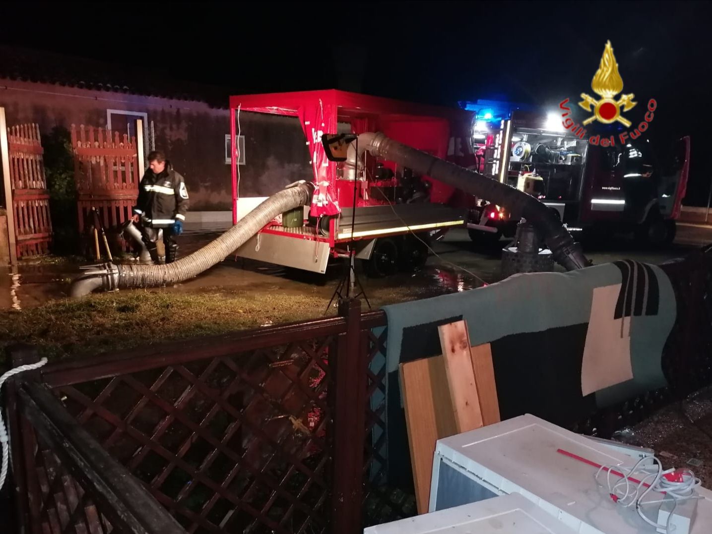 vigili del fuoco a venezia