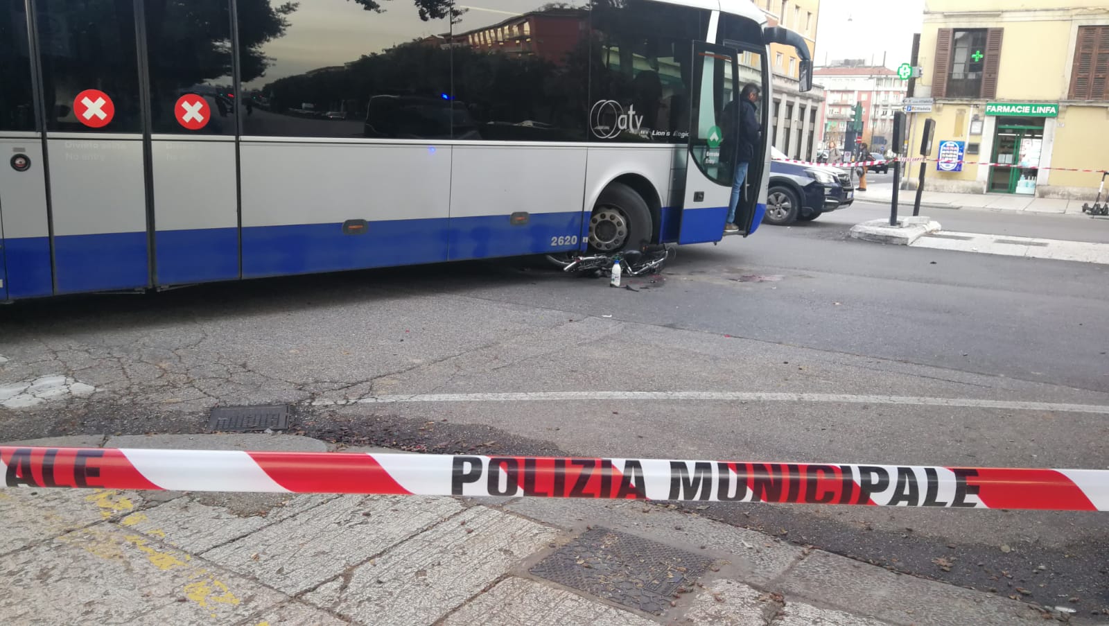 incidente ciclista bus corso porta nuova sindacati