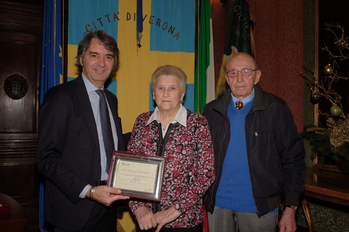 anniversari matrimonio verona - sindaco sboarina coniugi caporali