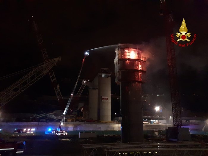 Incendio pila 13 ponte genova