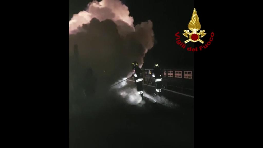 incidente a22 vigili del fuoco