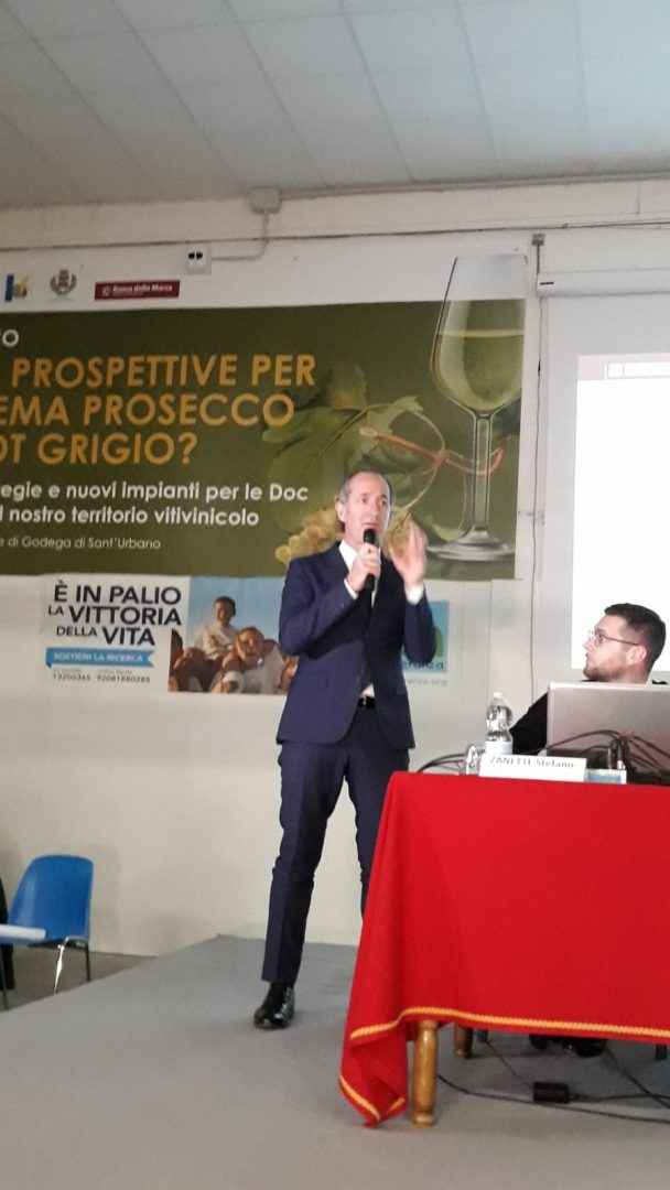 255.2020 Presidente regione a Godega Sant'Urbano su prosecco