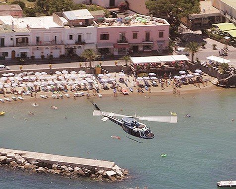 ischia prefetto annulla ordinanza divieto di sbarco a ischia