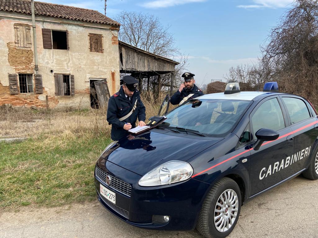 stabile occupato isola della scala carabinieri