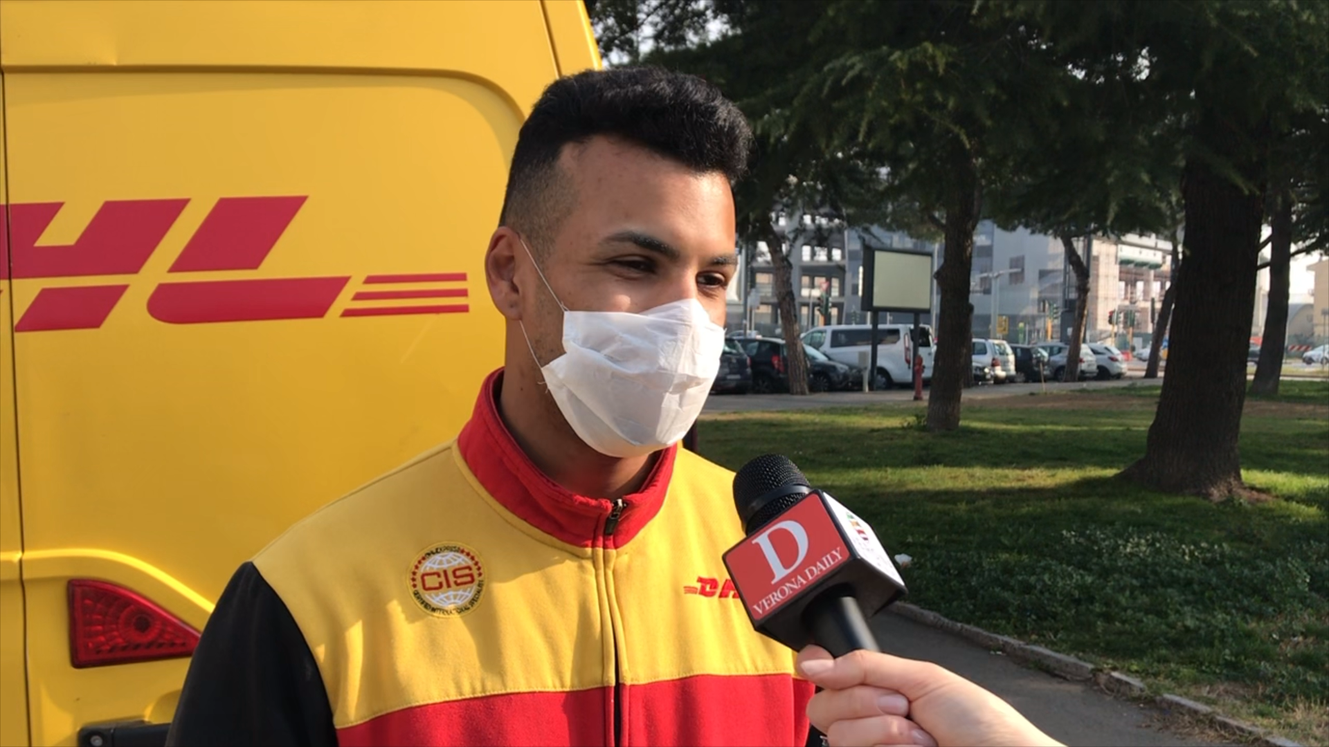 Uno dei primi ragazzi che il 22 febbraio 2020 indossava la mascherina.