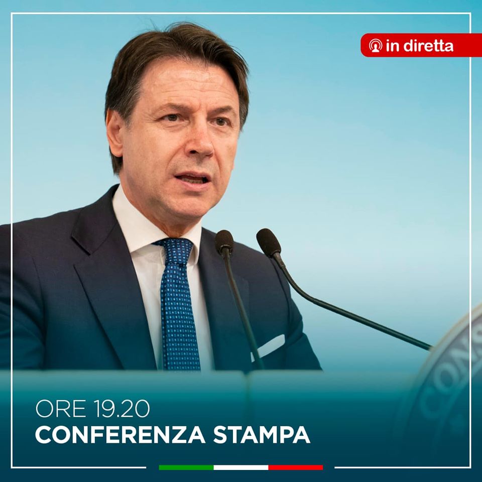 Giuseppe Conte in diretta conferenza stampa