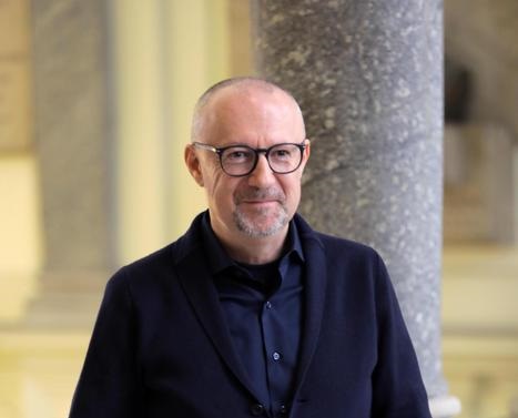 Sandro Veronesi, presidente azienda Calzedonia mascherine