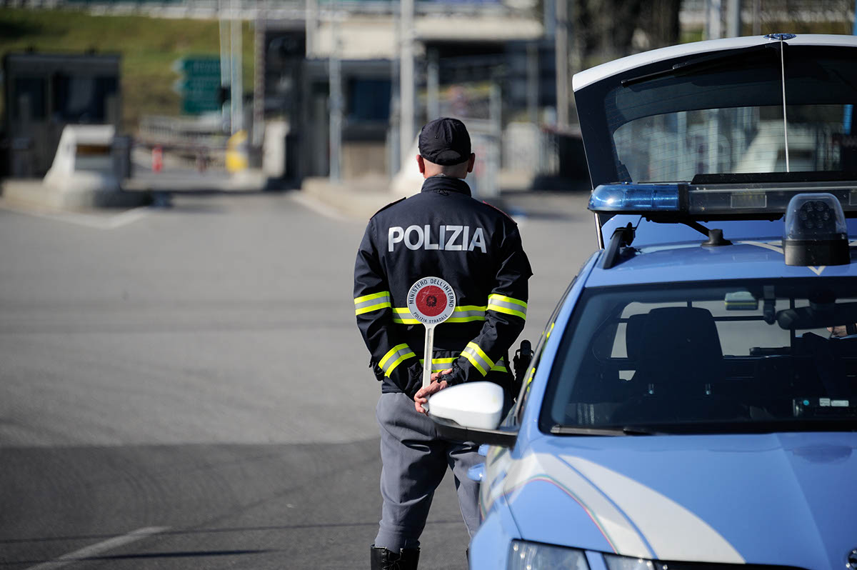 IMAGO ECONOMICA 2020 - chiusura coronavirus controlli polizia