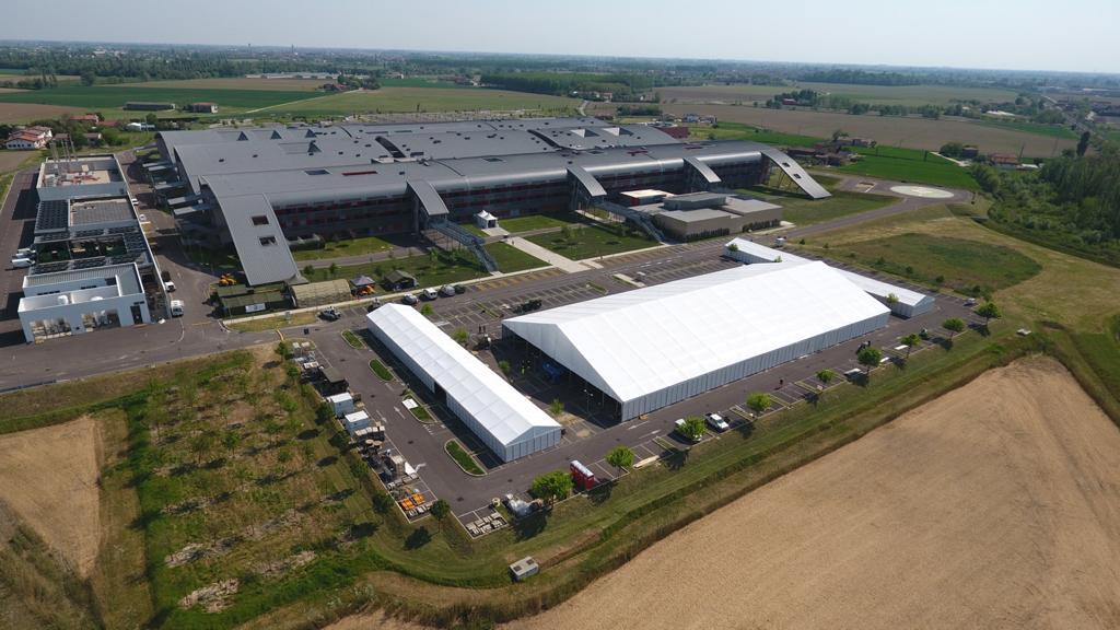 ospedale da campo donato dal qatar a Schiavonia