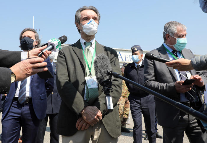 attilio fontana fase 2 regioni