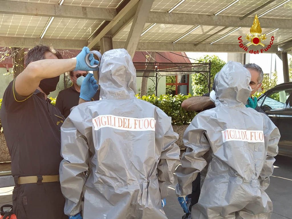 casa di riposo di legnago - vigili del fuoco - sanificazione - coronavirus - covid-19