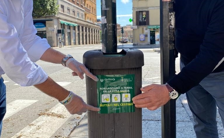 mascherine e guanti amia