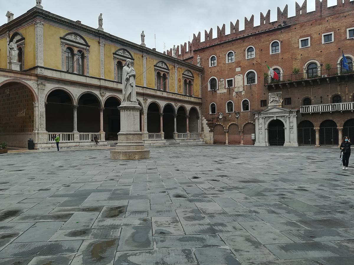piazza dei signori nuova pavimentazione