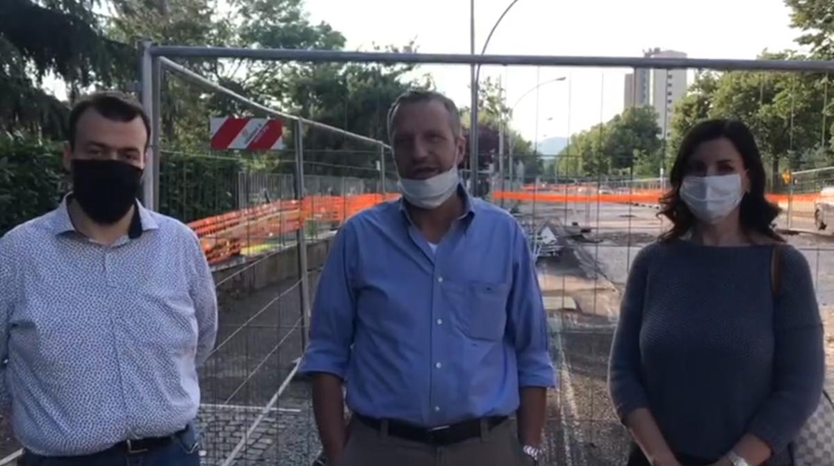 Paolo Meloni, Flavio Tosi, Patrizia Bisinella filobus