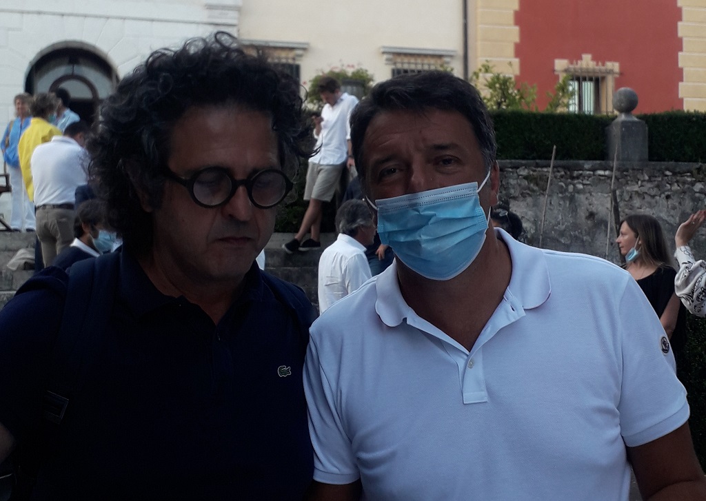 Patrizio Del Prete con Matteo Renzi nel luglio 2020 in un evento organizzato a Garda.