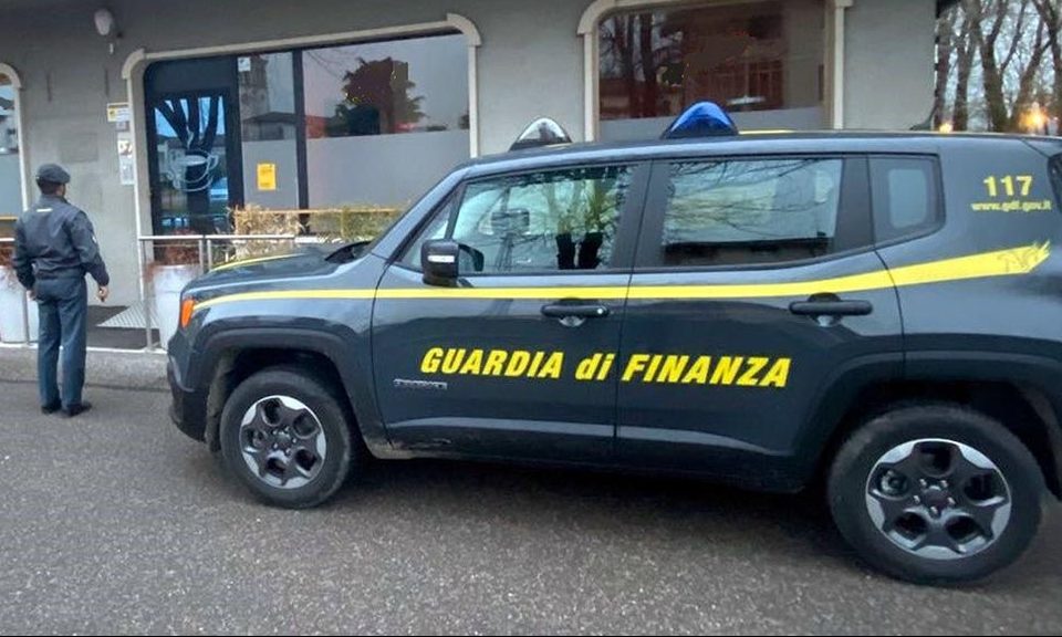 Guardia di finanza frode carburante